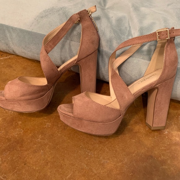 Limelight Heels - Picture 3 of 3